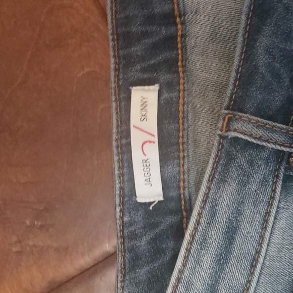 Vigoss 20W Jagger Skinny Distressed Jeans NWOT - Picture 2 of 6